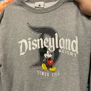 vintage disneyland resort crewneck
